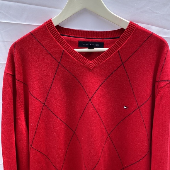 Tommy Hilfiger Men's long sleeve crew neck - Picture 3 of 5